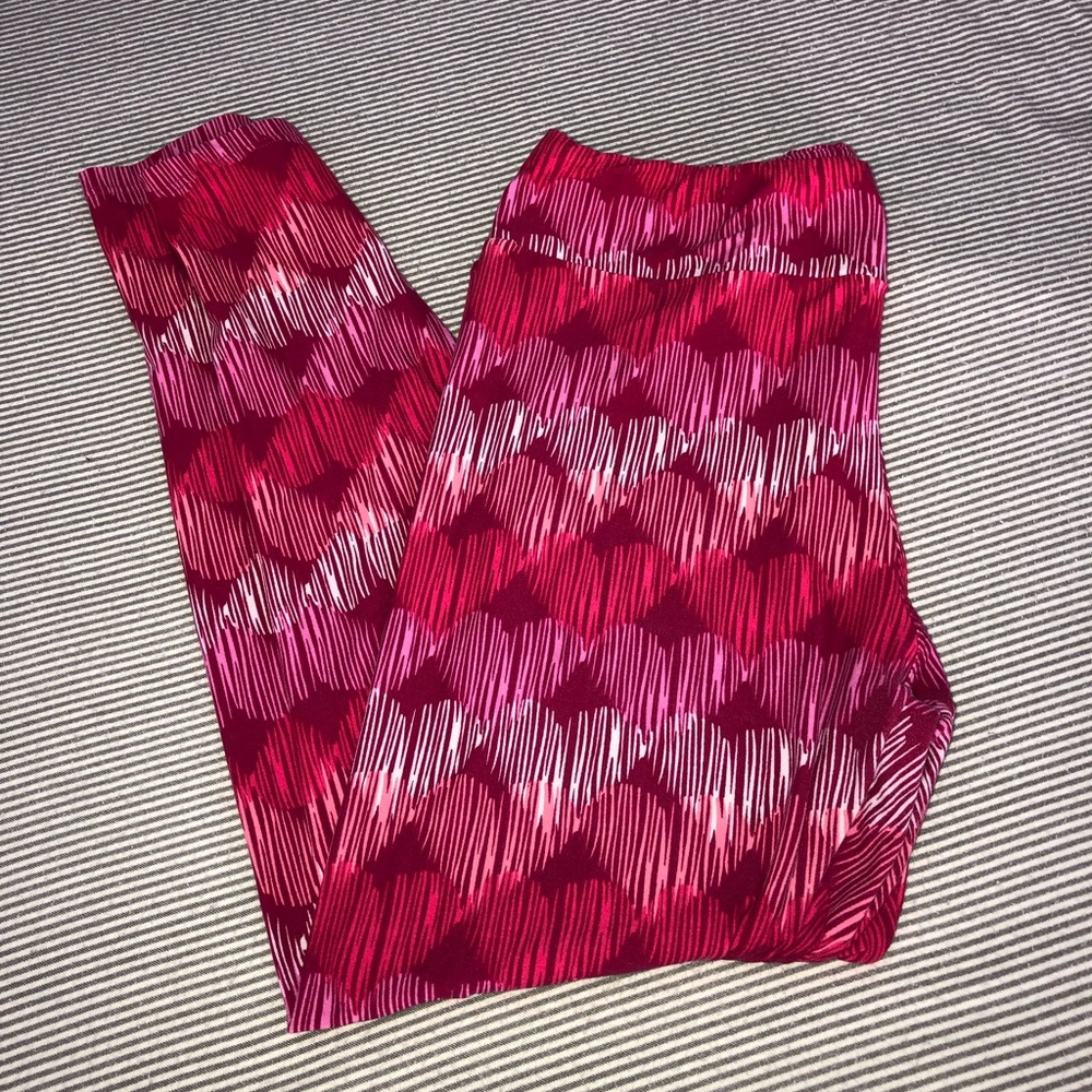 LuLaRoe Tall and Curvy Leggings